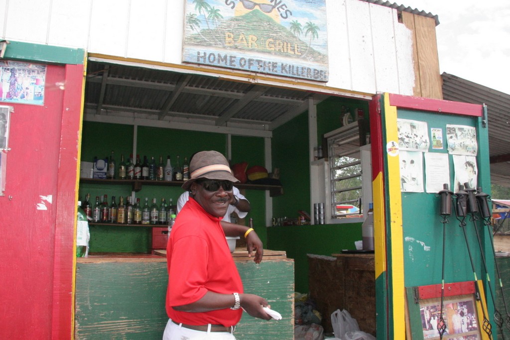 Sonny's famous beach bar © Maggie Joyce - Mariner Boating Holidays http://www.marinerboating.com.au